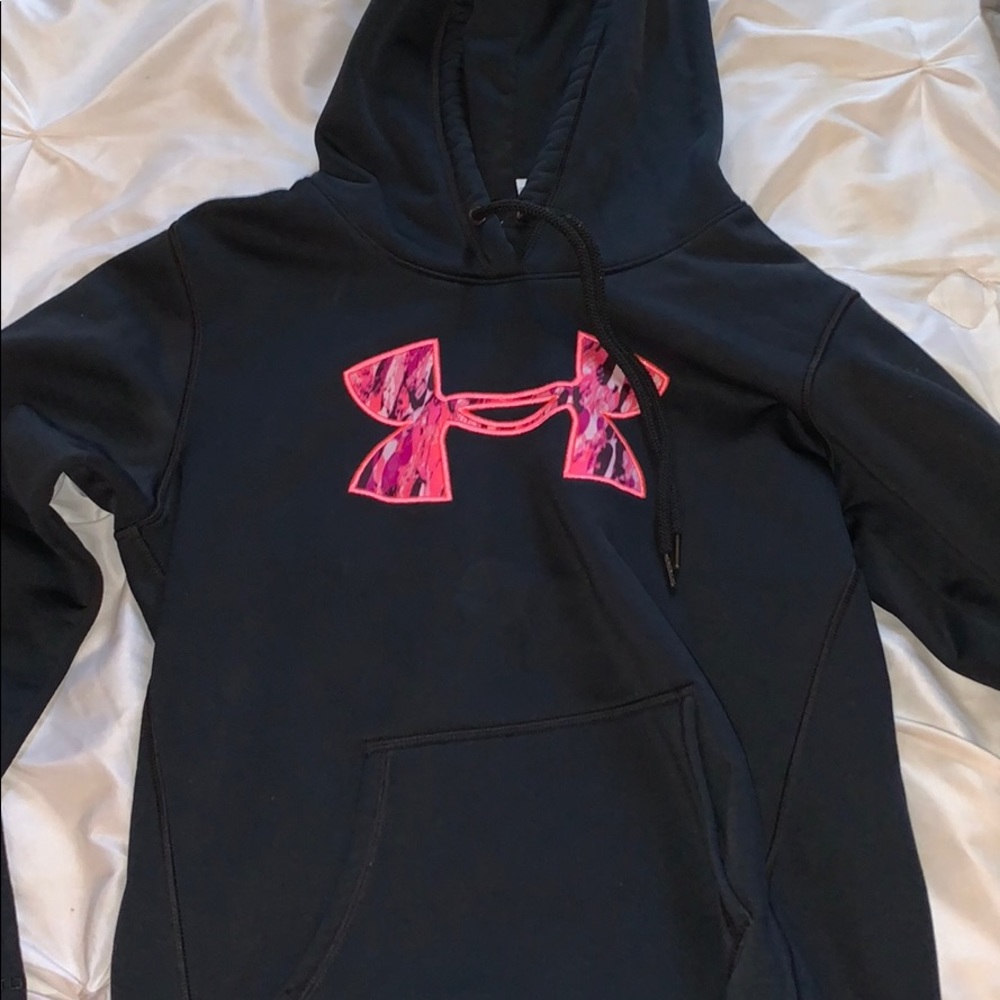 under armor sweatshirt